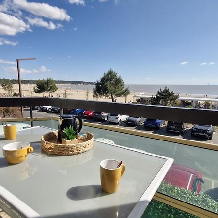 Saint Georges De Didonne - Pleine Vue Mer Pour Ce Studio Cabine Face A La Plage Екстер'єр фото
