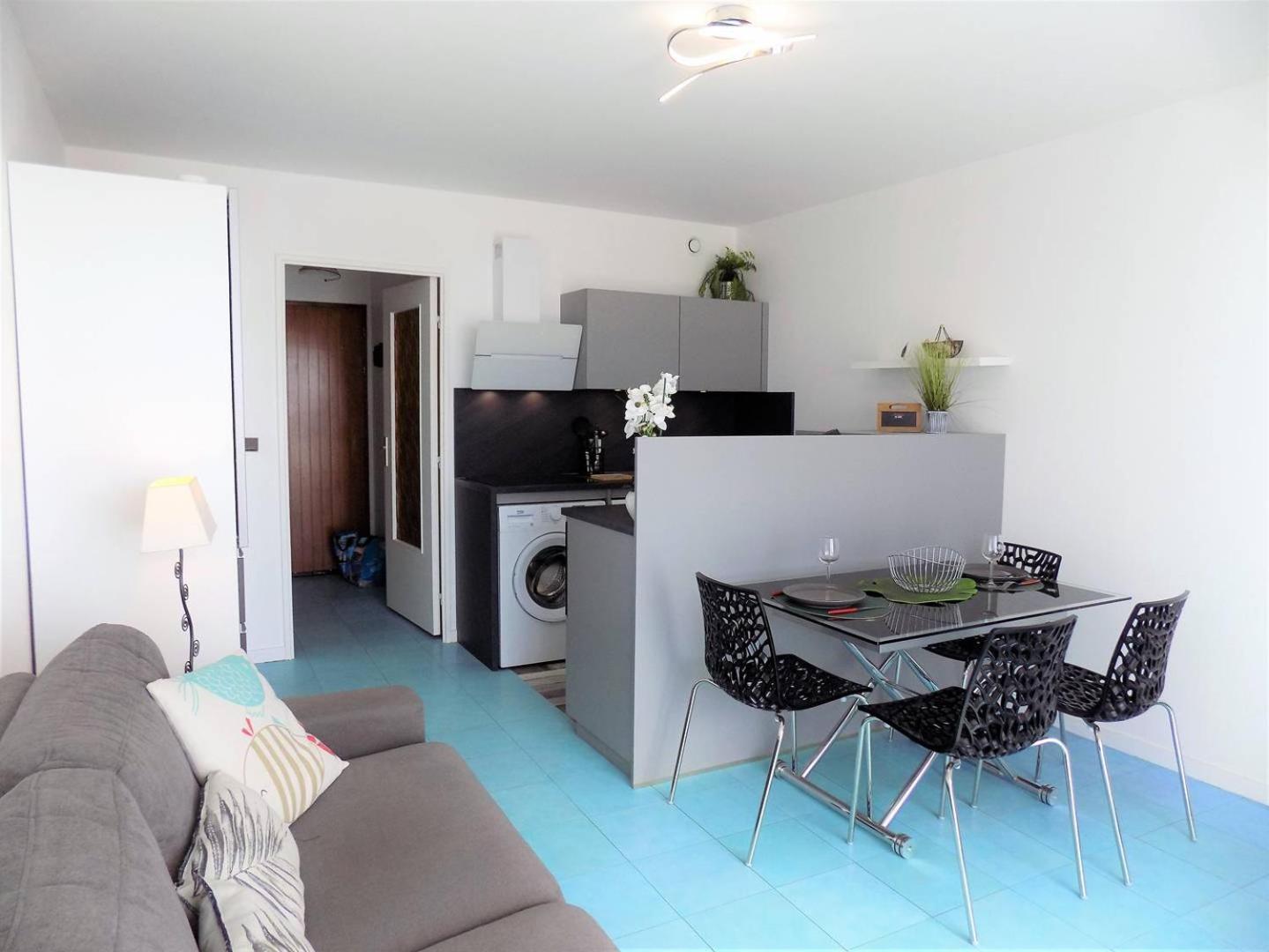 Saint Georges De Didonne - Pleine Vue Mer Pour Ce Studio Cabine Face A La Plage Екстер'єр фото