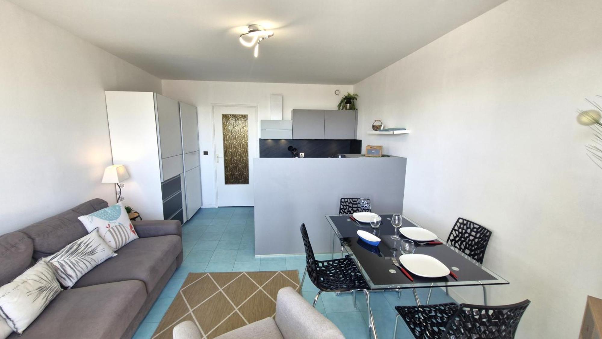 Saint Georges De Didonne - Pleine Vue Mer Pour Ce Studio Cabine Face A La Plage Екстер'єр фото