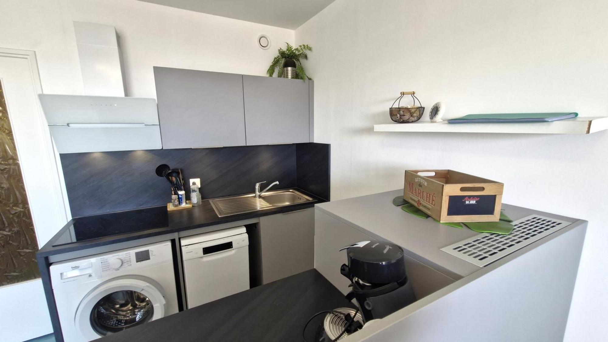 Saint Georges De Didonne - Pleine Vue Mer Pour Ce Studio Cabine Face A La Plage Екстер'єр фото