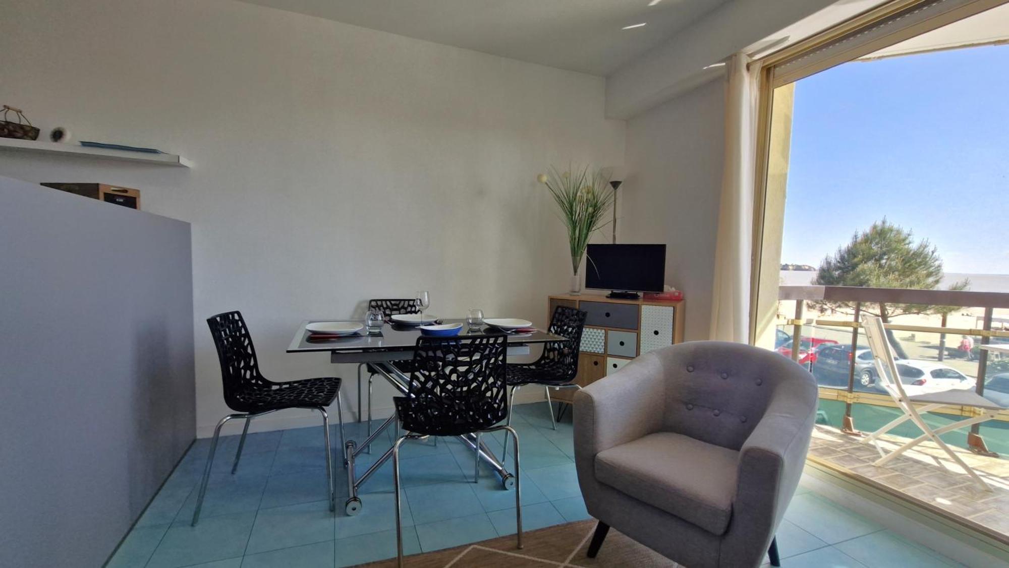 Saint Georges De Didonne - Pleine Vue Mer Pour Ce Studio Cabine Face A La Plage Екстер'єр фото